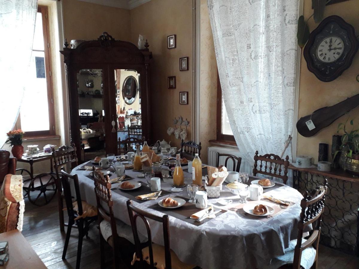 La Ganse Blanche Bed & Breakfast Usson-en-Forez Exterior photo